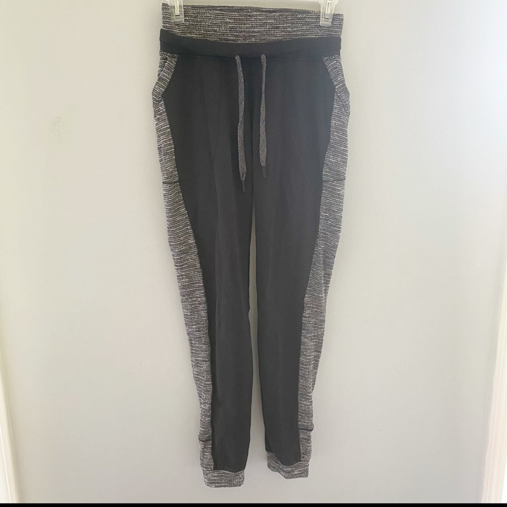 Lululemon Grey Joggers Athletic Workout Soft